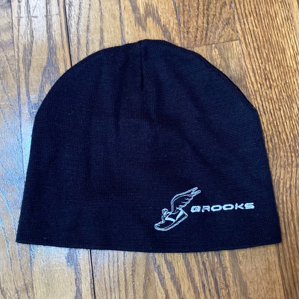 Brooks knit running beanie